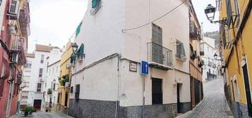 Casa adosada en venta en San Bartolomé - Millán de Priego