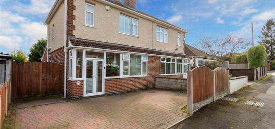 3 bedroom semi-detached house for sale