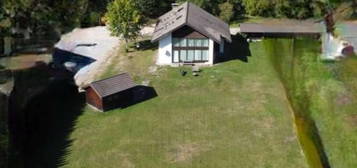 Traumhaftes Haus im idyllischen Rohr im Gebirge