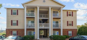 3108 Edwards Pl Apt 301, Maryland Heights, MO 63043