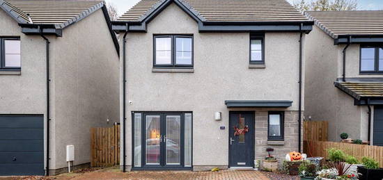 3 bed detached house for sale