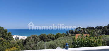 Villa a schiera via San Menna 15, San Menaio, Vico del Gargano