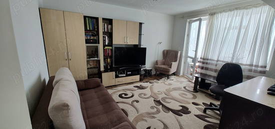 Vand apartament 3 camere Lehliu Gara