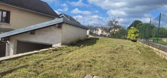 A venre maison individuelle, quartier calme