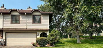 8836 N Maplebrook Ct, Brooklyn Park, MN 55445