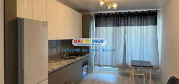 Apartament 2 camere Mobilat  Militari Residence, 400 Euro