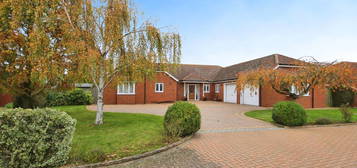 3 bed detached bungalow for sale