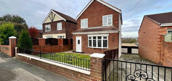 3 bedroom detached house