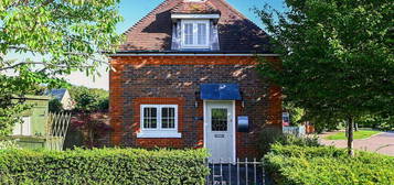 2 bedroom detached house for sale