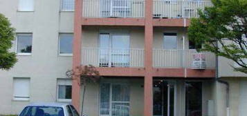 Location appartement F2 Montigny