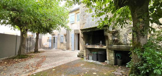 Maison 1 étage  à vendre, 7 pièces, 5 chambres, 212 m²