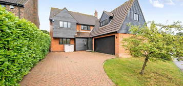 4 bedroom detached house