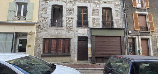 Appartement  à louer, 3 pièces, 2 chambres, 55 m²