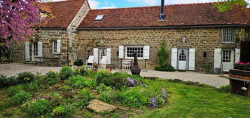 Charmante maison avec grand jardin et piscine