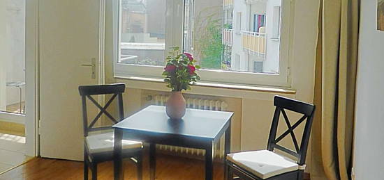 Möbliertes Apartment mit Balkon im Trendviertel Unterbilk