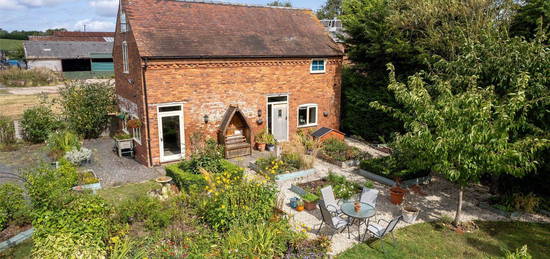 Detached house to rent in Howsen, Cotheridge, Worcester, Worcestershire WR6