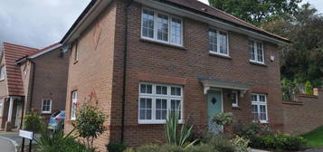 3 bedroom detached house