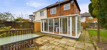 3 bed semi-detached house for sale