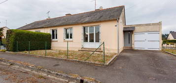 Pavillon T4 - ARGENTRE-DU-PLESSIS - 77 m²