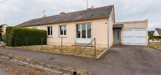 Pavillon T4 - ARGENTRE-DU-PLESSIS - 77 m²