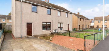 3 bed semi-detached house for sale