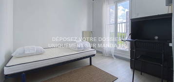 Location appartement 5 pièces 9 m²