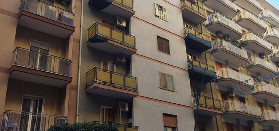 Bilocale in vendita in viale Liguria, 82