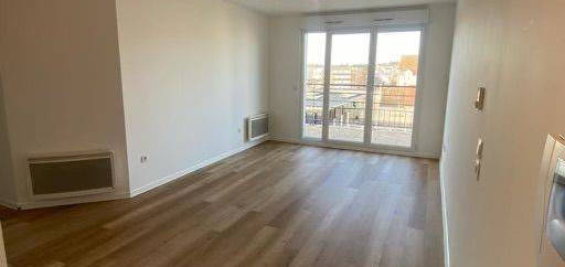 Appartement  à louer, 3 pièces, 2 chambres, 55 m²