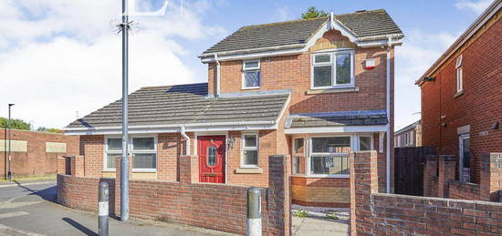 4 bedroom detached house to rent