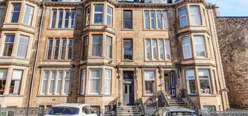 3 bed flat for sale