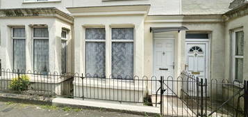 3 bed terraced house to rent