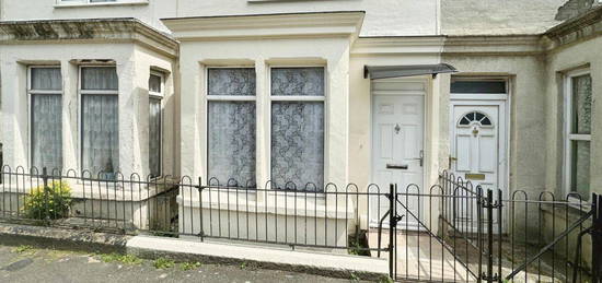 3 bed terraced house to rent