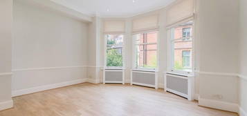 Flat to rent in Wetherby Gardens, South Kensington, London SW5