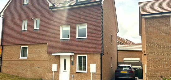 3 bedroom semi-detached house for sale