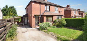 2 bed semi-detached house for sale