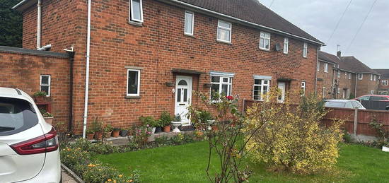 3 bed semi-detached house to rent