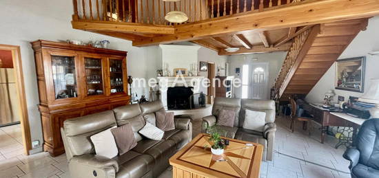 Vente maison 6 pièces 167 m²