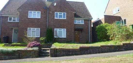 3 bedroom semi-detached house