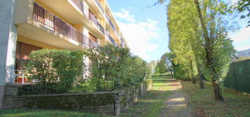 Appartement F3 Bords de Loire avec Balcon et Garage !