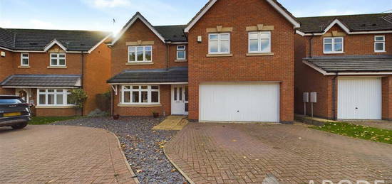 5 bedroom detached house for sale