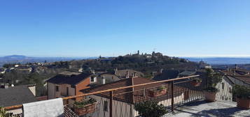 Trilocale Giovannini, Centro, Cingoli