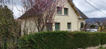 Maison individuelle à lons avec jardin