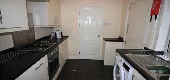 4 bedroom terraced house