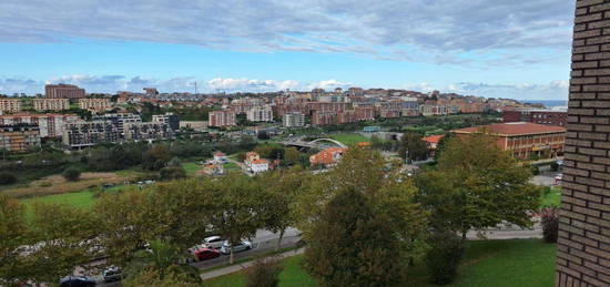 Piso de alquiler en Los Castros