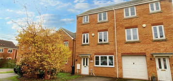 4 bedroom semi-detached house