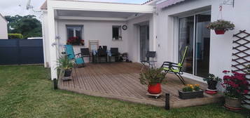 Maison 152m2 de plain pied ,115 habitable sur 880m² de terrain et grand garage