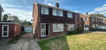 4 bedroom semi-detached house to rent