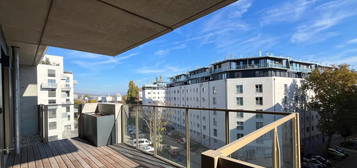 Erstbezug: 4-Zimmer Wohnung mit Balkon, Dusche &amp; Badewanne - Ausblick Nordbergstraße - Nahe U4 - hauseigenes Gym, Waschküche, Co-Working Space &amp; Dachterrasse