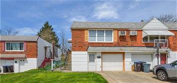 1709 Dartmouth Dr, Norristown, PA 19401