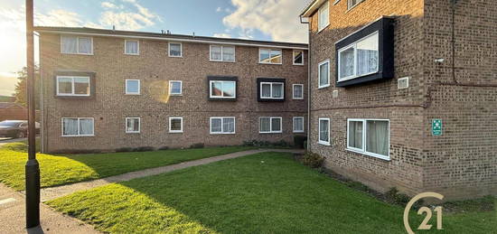 3 bed flat for sale